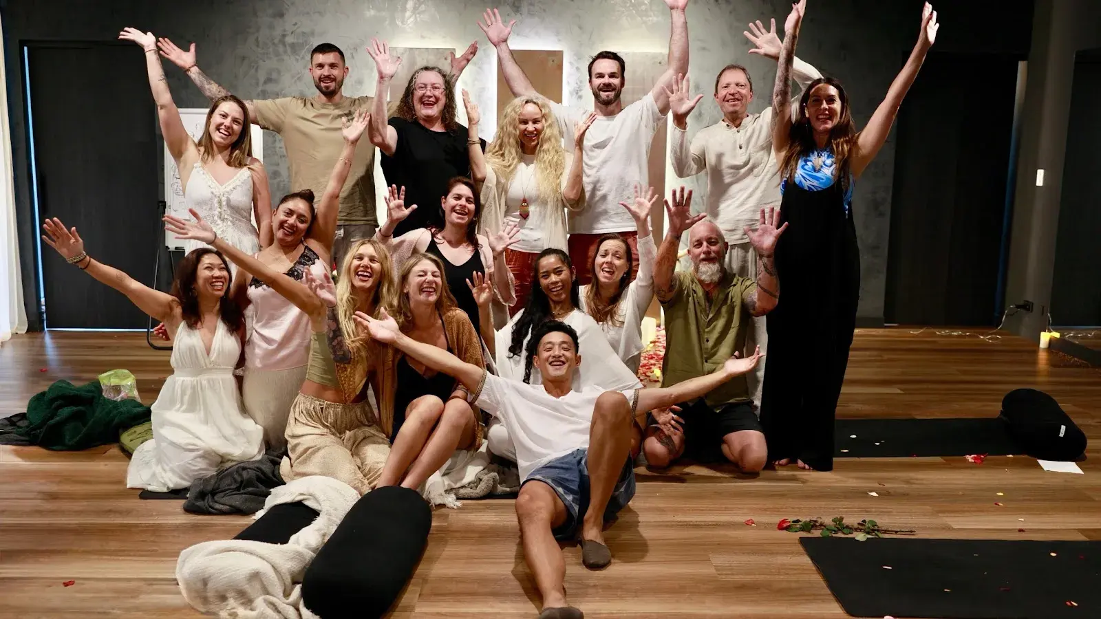 Sarah's live rooms and communities