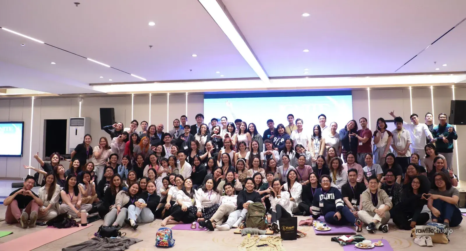 Sarah's live rooms and communities
